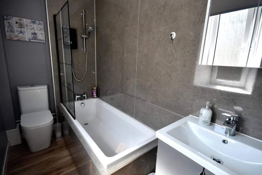 Angus House, 2 Bedroom House, Thurso, Nc500 Route Exterior foto